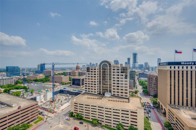 313 W 17th ST 1806, Austin, TX 78701