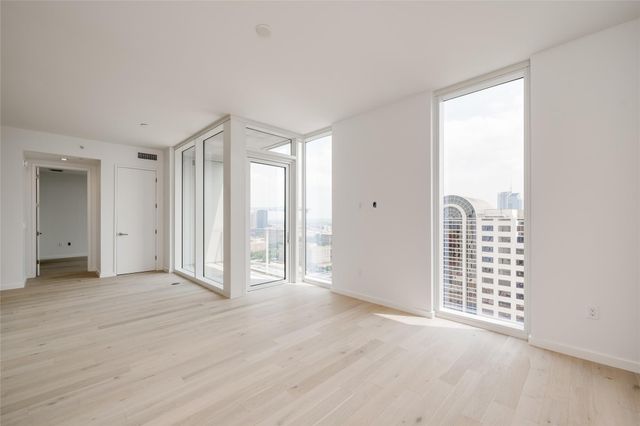 313 W 17th ST 1806, Austin, TX 78701