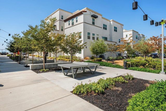 2045 Mindoro Ln 2, Chula Vista, CA 91915
