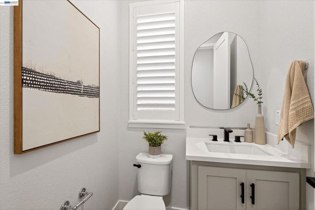 4047 St Helena Way, Dublin, CA 94568