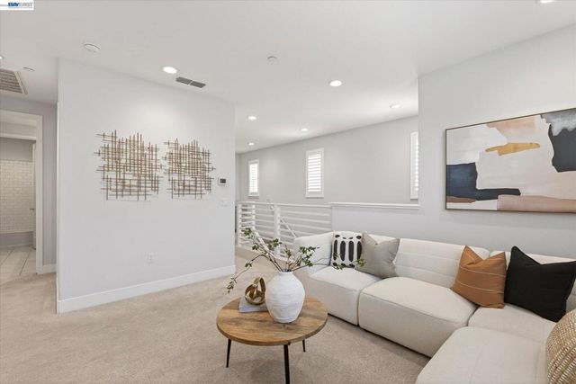 4047 St Helena Way, Dublin, CA 94568
