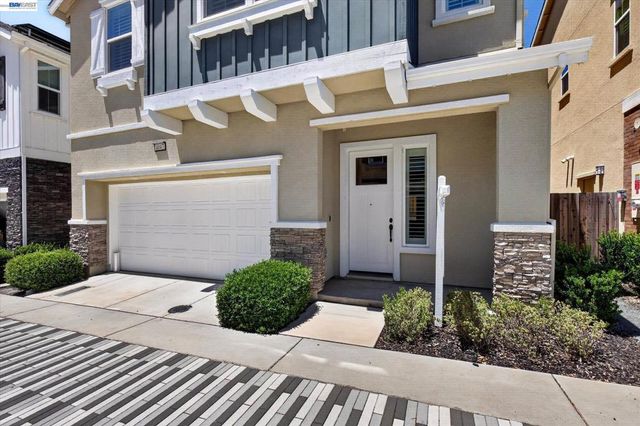 4047 St Helena Way, Dublin, CA 94568