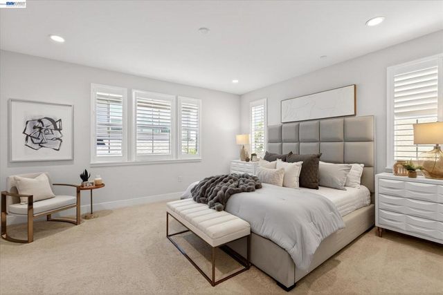 4047 St Helena Way, Dublin, CA 94568