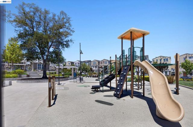 4047 St Helena Way, Dublin, CA 94568