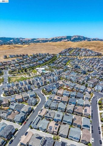 4047 St Helena Way, Dublin, CA 94568