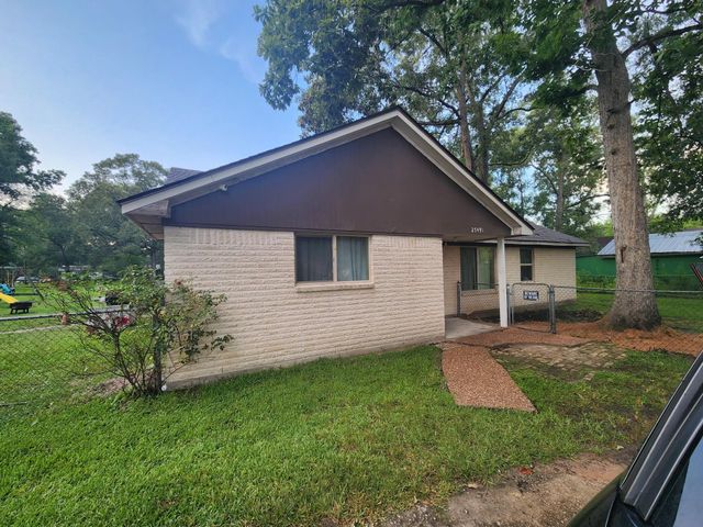 27491 Lantern Lane, New Caney, TX 77357