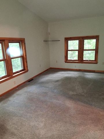 w8846 Hickory Drive, Delavan, WI 53115