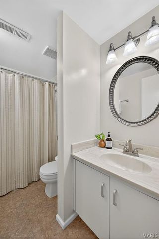 5559 Pershing Avenue 1F, St Louis, MO 63112