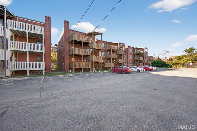 5559 Pershing Avenue 1F, St Louis, MO 63112