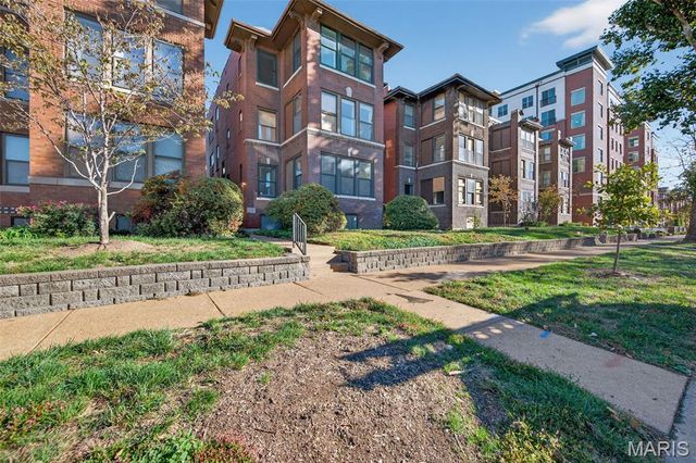 5559 Pershing Avenue 1F, St Louis, MO 63112