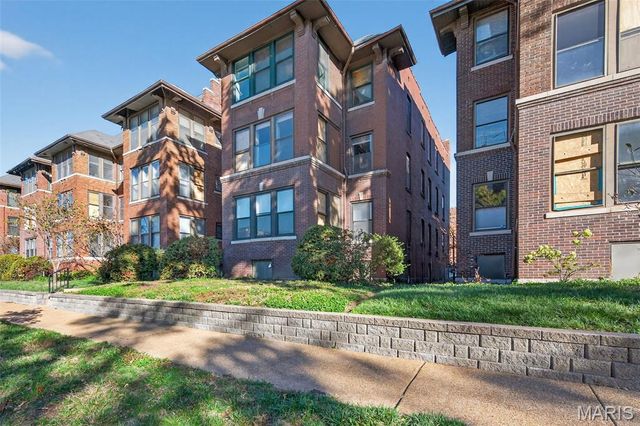5559 Pershing Avenue 1F, St Louis, MO 63112