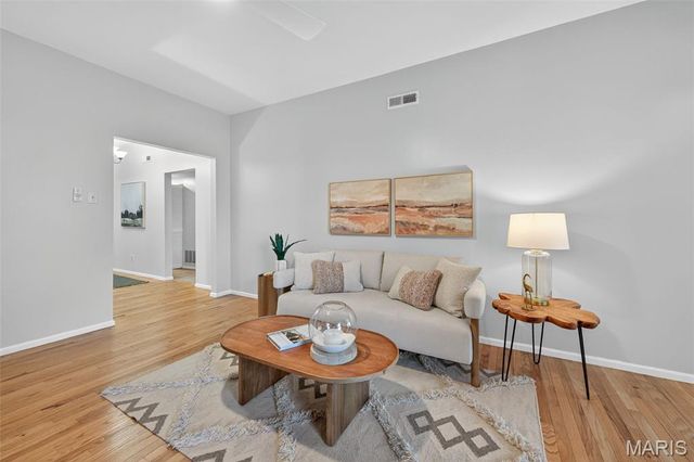 5559 Pershing Avenue 1F, St Louis, MO 63112