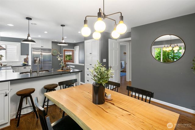 8353 20th Avenue NW, Seattle, WA 98117