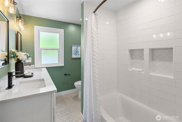 8353 20th Avenue NW, Seattle, WA 98117