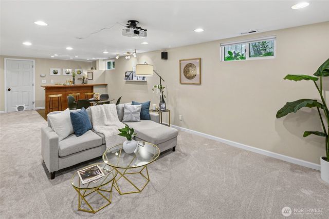 8353 20th Avenue NW, Seattle, WA 98117