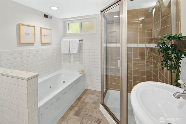 8353 20th Avenue NW, Seattle, WA 98117