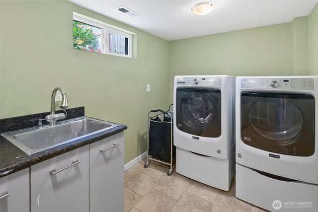 8353 20th Avenue NW, Seattle, WA 98117