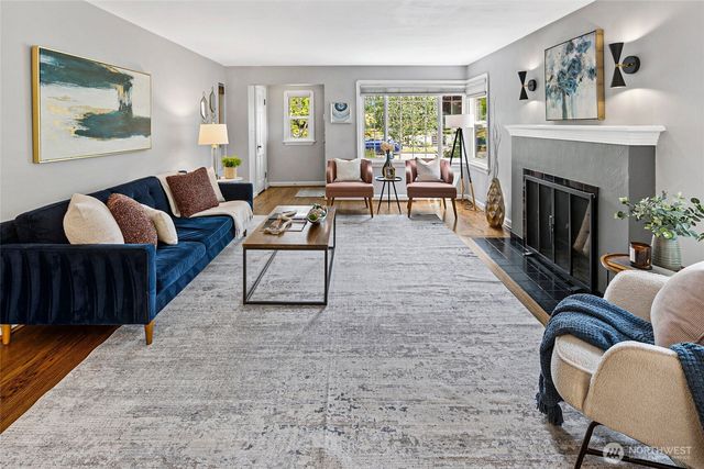 8353 20th Avenue NW, Seattle, WA 98117