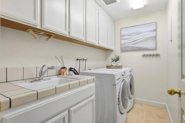 635 Tami Way, Mountain View, CA 94041