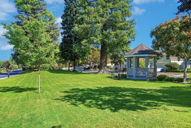 635 Tami Way, Mountain View, CA 94041