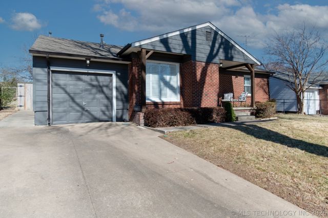 4251 E 25th Street, Tulsa, OK 74114