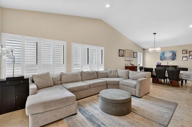 6790 Jardin Place, Boca Raton, FL 33433