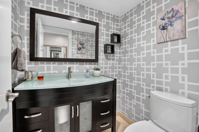 6790 Jardin Place, Boca Raton, FL 33433