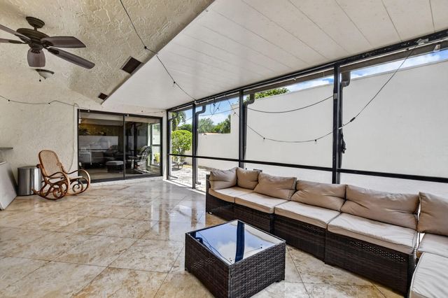 6790 Jardin Place, Boca Raton, FL 33433