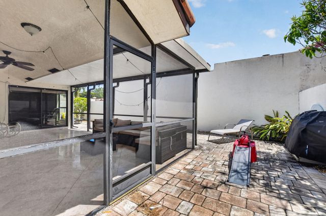 6790 Jardin Place, Boca Raton, FL 33433