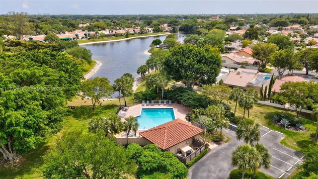 6790 Jardin Place, Boca Raton, FL 33433