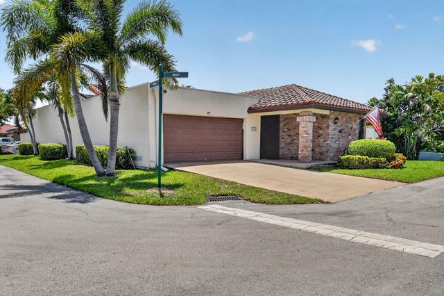 6790 Jardin Place, Boca Raton, FL 33433