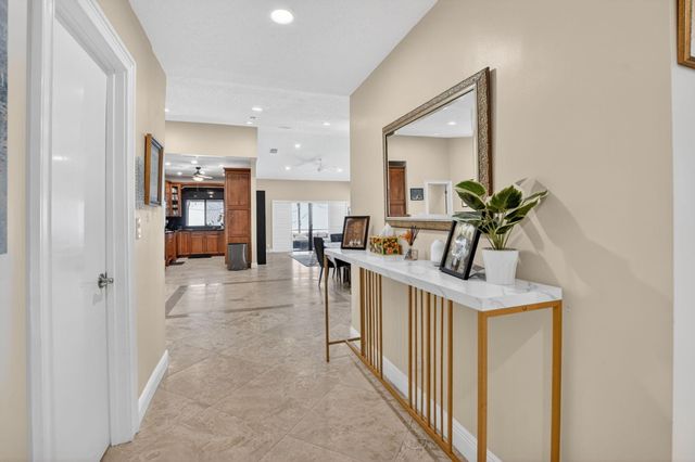 6790 Jardin Place, Boca Raton, FL 33433