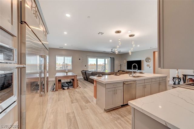 5241 Brayden Court, Las Vegas, NV 89131