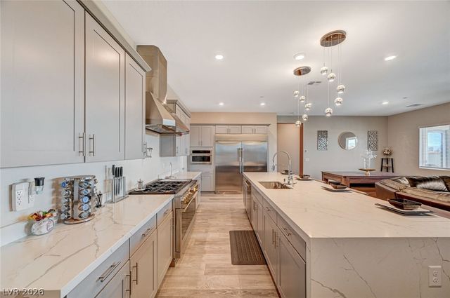 5241 Brayden Court, Las Vegas, NV 89131
