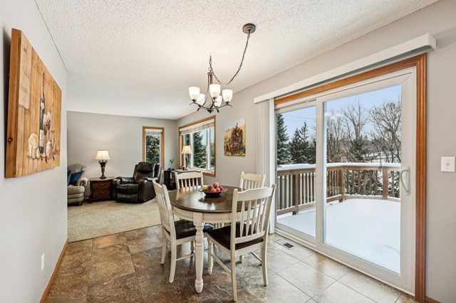 9000 Parkside Drive, Woodbury, MN 55125