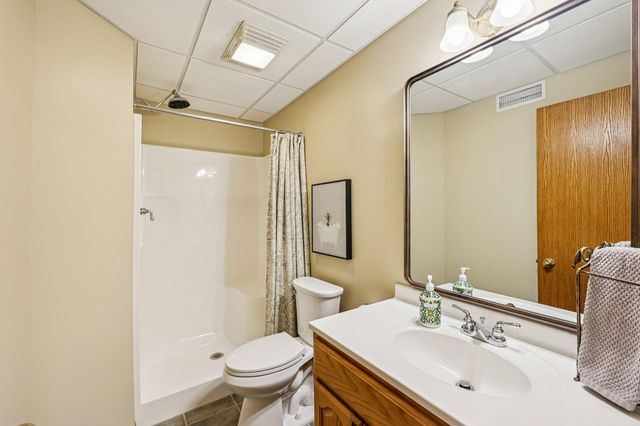 9000 Parkside Drive, Woodbury, MN 55125