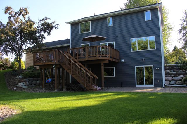 9000 Parkside Drive, Woodbury, MN 55125