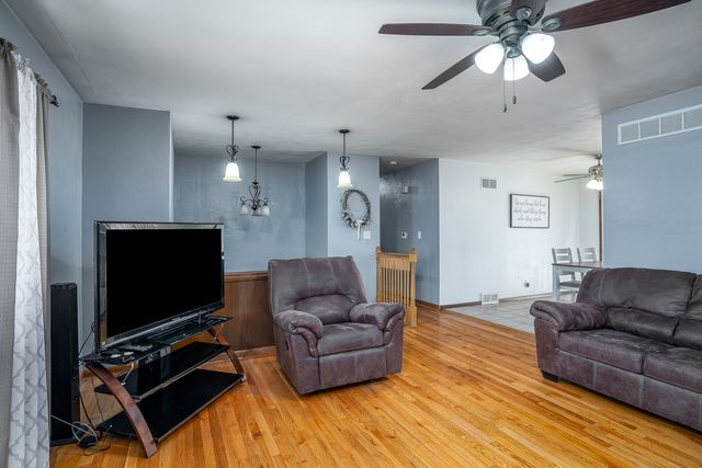 817 16th Street, Bettendorf, IA 52722