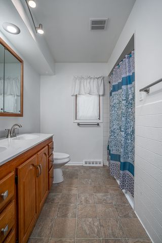817 16th Street, Bettendorf, IA 52722