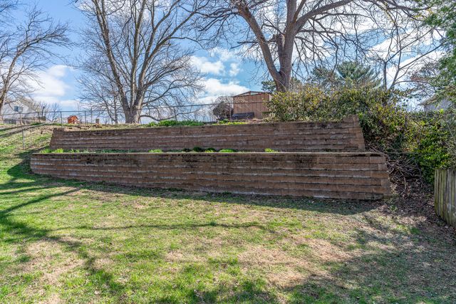 817 16th Street, Bettendorf, IA 52722