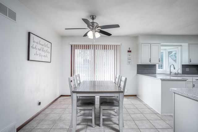 817 16th Street, Bettendorf, IA 52722