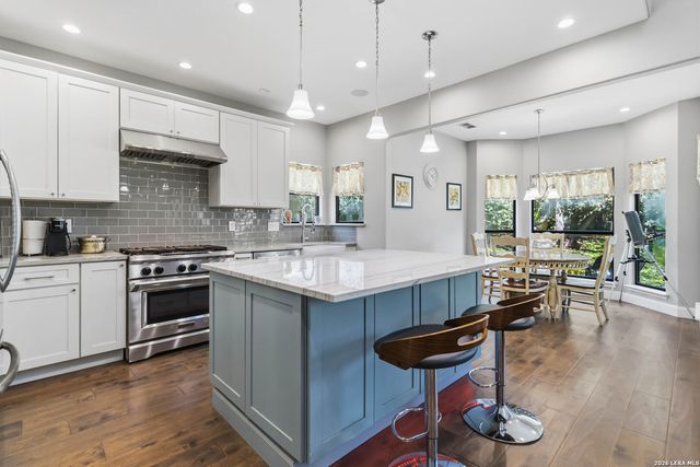 15910 LOFTY HTS, San Antonio, TX 78232