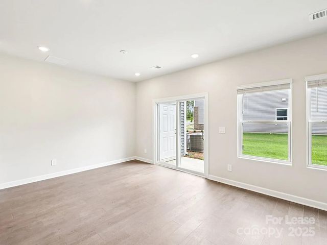 6122 Starview Terrace, Charlotte, NC 28216