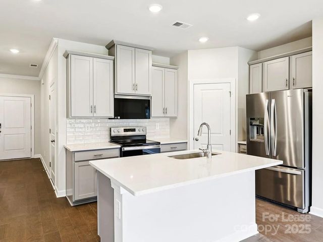 6122 Starview Terrace, Charlotte, NC 28216