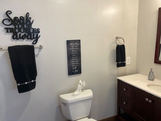 985 Speegle Road, Woodway, TX 76712