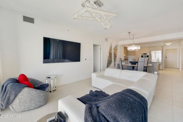 7180 E KIERLAND Boulevard 709, Scottsdale, AZ 85254