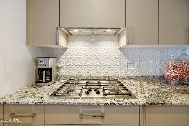 7180 E KIERLAND Boulevard 709, Scottsdale, AZ 85254