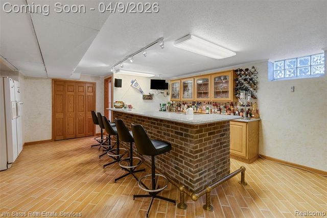 38008 Seaway Court, Harrison Twp, MI 48045