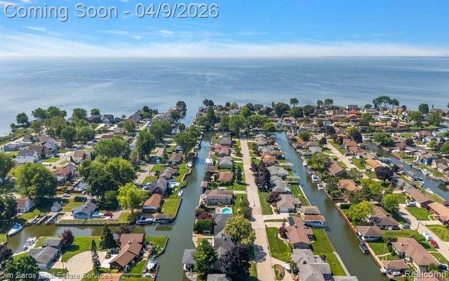 38008 Seaway Court, Harrison Twp, MI 48045