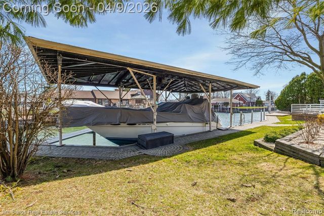 38008 Seaway Court, Harrison Twp, MI 48045